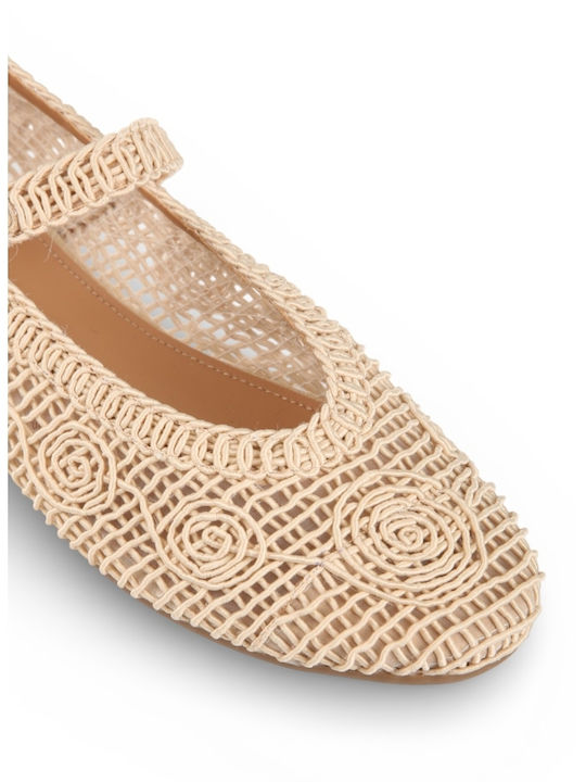 Women's Ballerina Shoes With Strap In Beige Colour