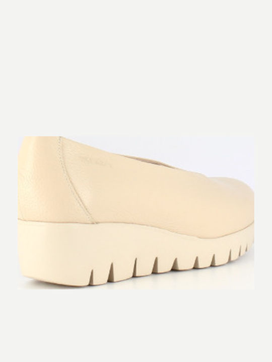 Women's Moccasins in Beige Colour