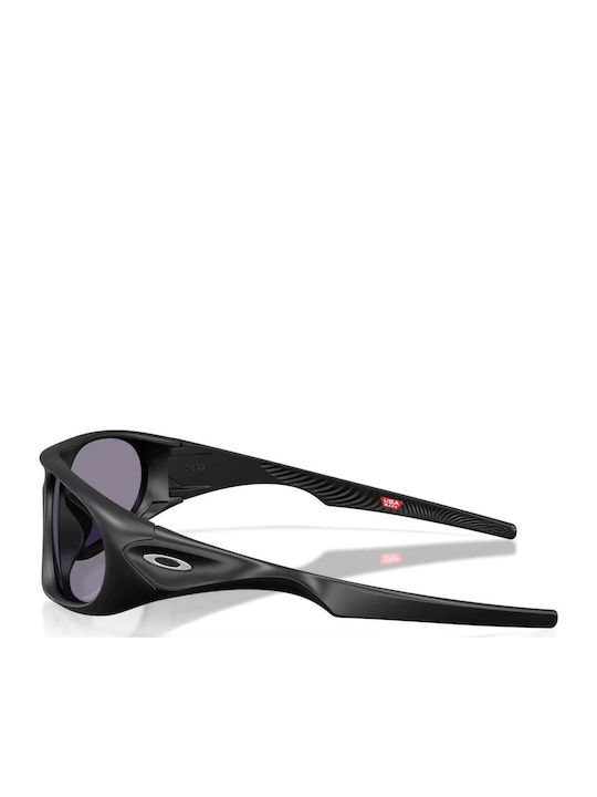 Oakley Унисекс Слънчеви Очила с Черна Пластмасова Рамка и Черни Стъкла OO9528-01