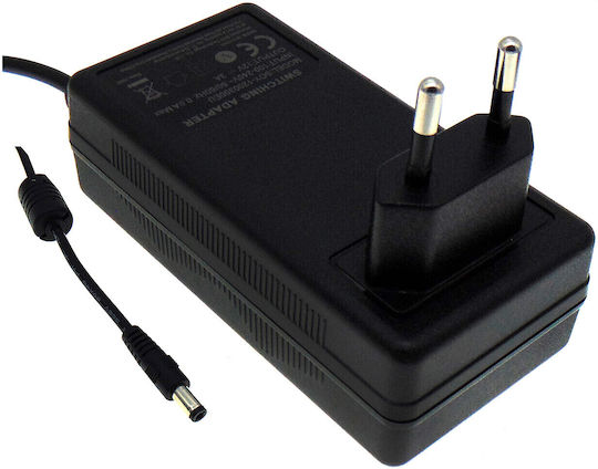 Universal Power Adapter 2A with set of plugs (01.160.0041)
