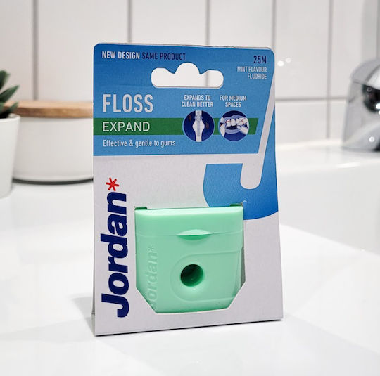 Jordan Waxed Dental Floss With Mint Flavor 25m