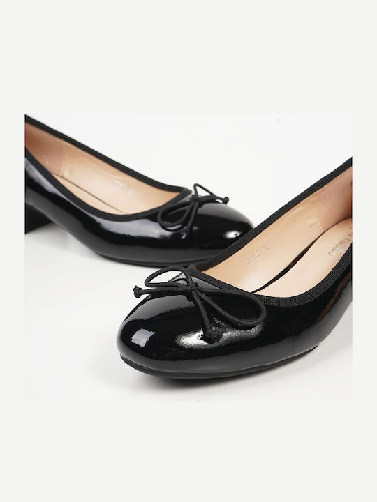 Pointed Toe Black Heels