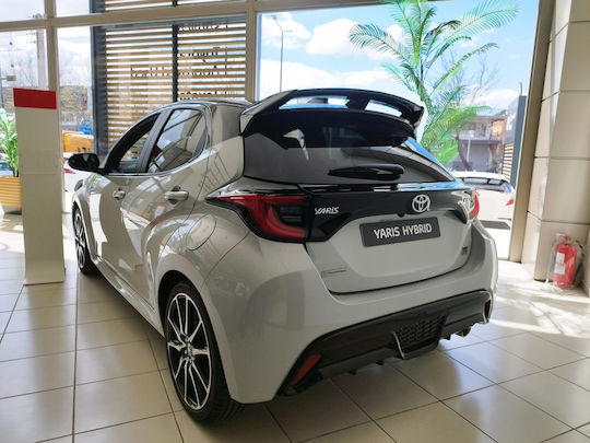 Toyota Yaris Mk4 2020 Roof Spoiler