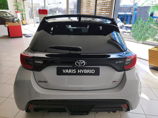 Toyota Yaris Mk4 2020 Roof Spoiler