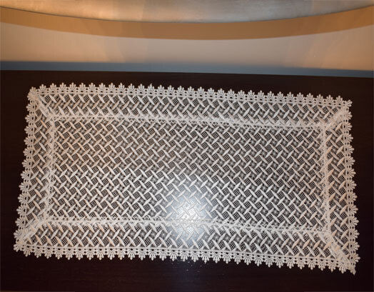 VS Home În Carouri 1718 cu Dantelă Ecru 135x135cm