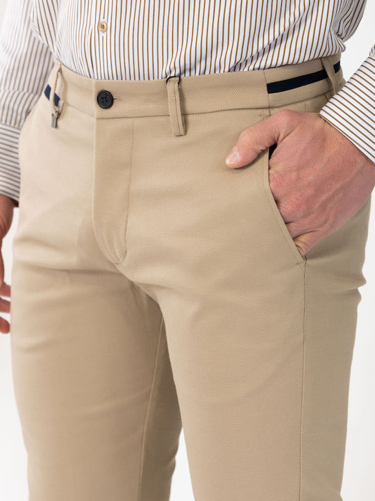 Chino Trousers in Straight Leg Safari