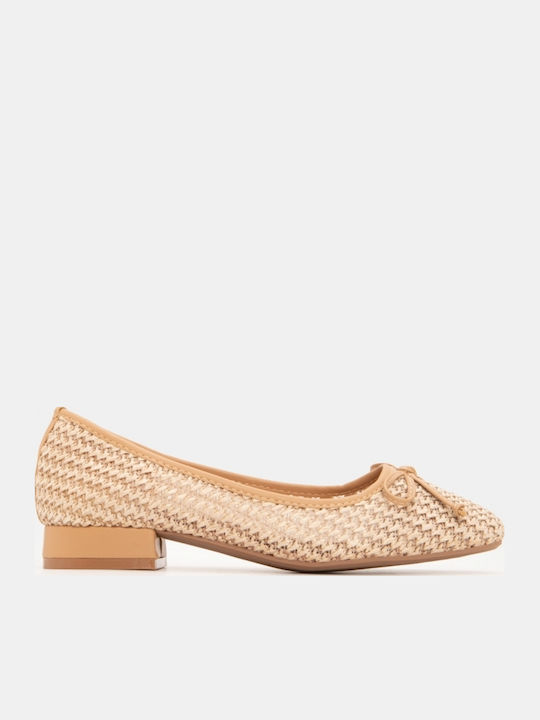 Women's Pointed Toe Ballerina Shoes In Beige Colour