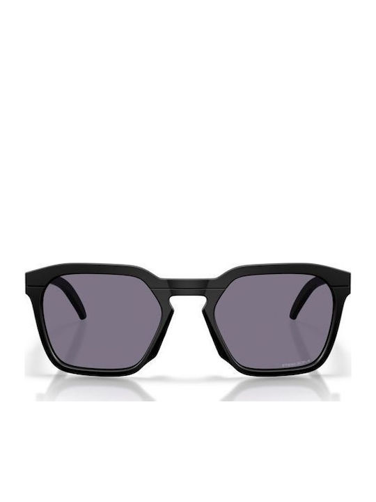 Oakley Unisex Sunglasses with Black Horn-Rimmed Frame and Gray Lenses OO9533-01