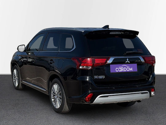Mitsubishi Motors Outlander 2.4 PHEV Instyle Navi Plus Auto 4WD PHEV (Plug In) '20