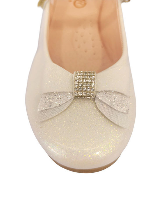 Kids Pumps & Ballerinas Anatomical with Hoop & Loop Closure White