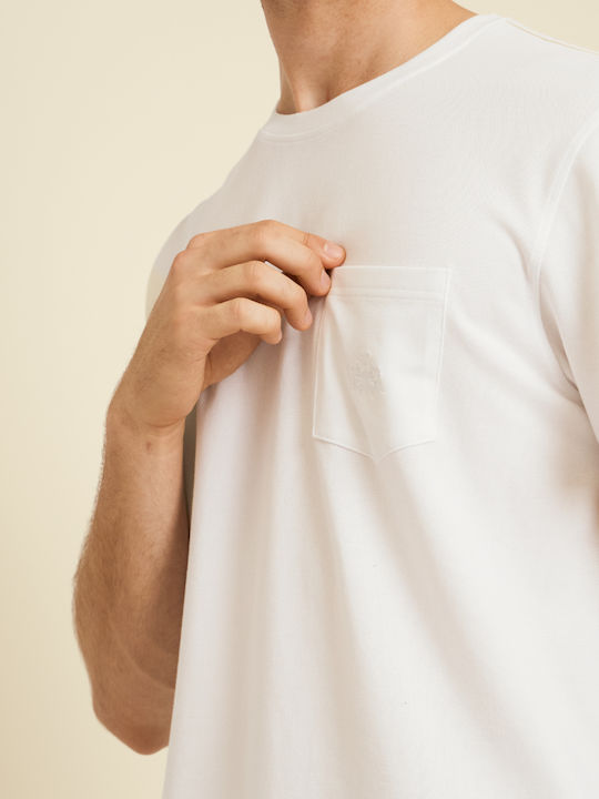 T-shirt White