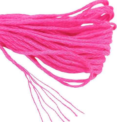 Embroidery Set Zola 100 Colored Threads Thread Length 8 M Accessories Included 30 X 45 Cm