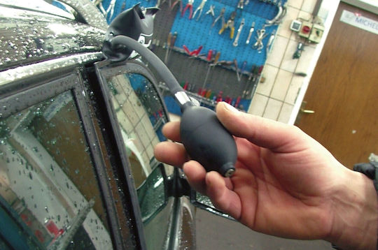 Pressure Cushion for Unlocking Car Doors 135kg Awtools