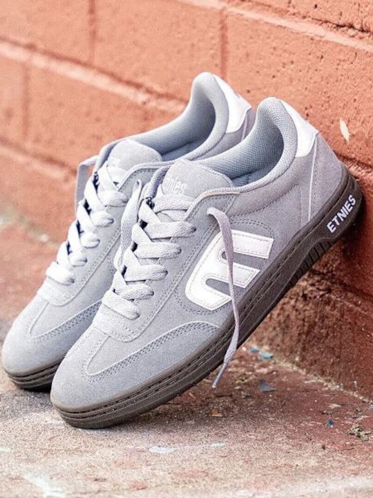 Etnies