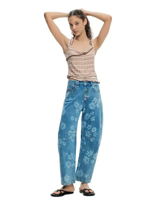 Women's Jean Pants in Slim Fit