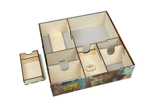 Broken Token – King Tokyo Organizer Game Box