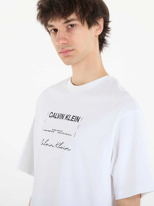 T-shirt White