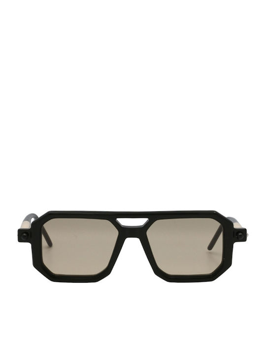 Kuboraum Unisex Γυαλιά Ηλίου με Μαύρο Κοκκάλινο Σκελετό και Μαύρο Φακό