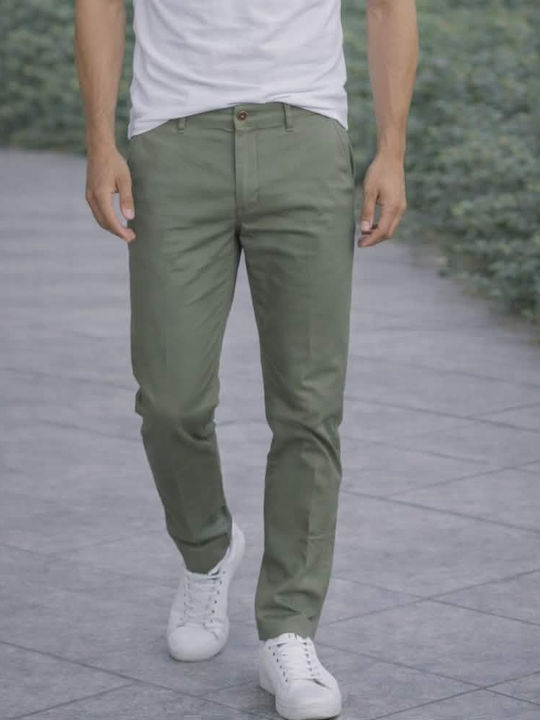 Chino Trousers in Slim Fit Green