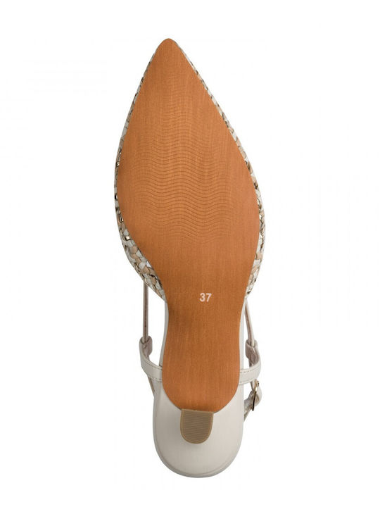 Pumps in Cremé