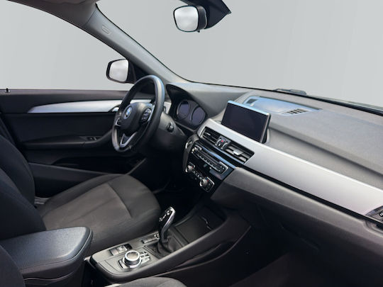 BMW X1 sDrive 18i 22