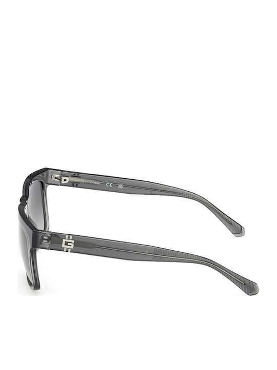 Guess Unisex Sunglasses With Grey Horn-Rimmed Frame And Grey Gradient Lens