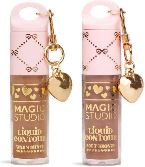 Magic Studio Eye Shadow in Liquid Form with Beige Colour