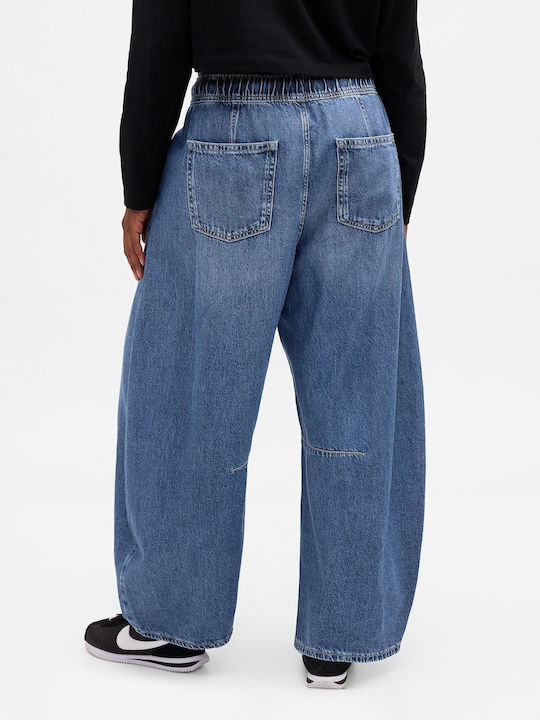 Women's Jean Pants Mid Rise in Tapered Leg Style
