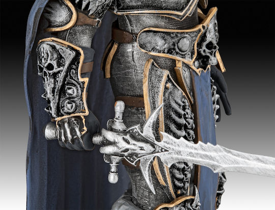 Revell World Warcraft Lich King 1/16 Комплект за Моделни Фигури