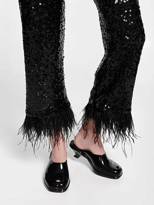 Mules With Low Heel In Black Colour