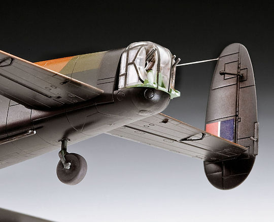 Сглобяем Модел Revell Lancaster B.iii Dambusters Самолет 224 Части