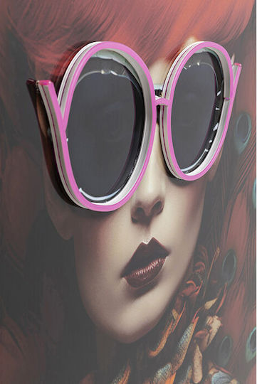 Canvas Painting Red Lady with LED Lighting 80x120cm
