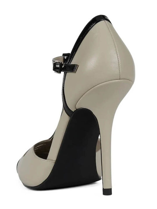 Pumps Mit Beigem Riemen