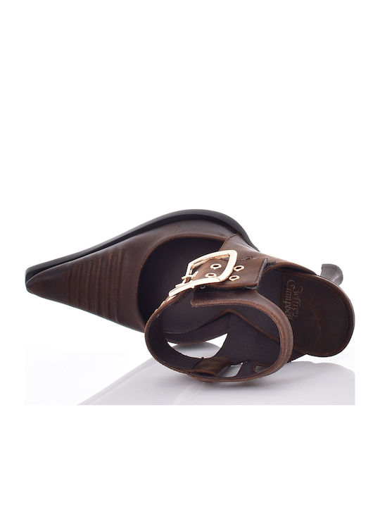 Pumps mit Riemen Braune