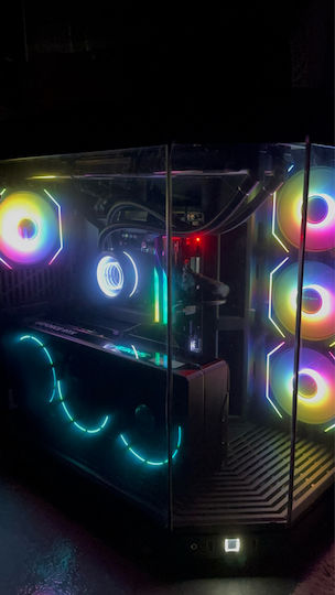 HYTE Y70 Gaming Middle Tower Carcasă PC cu Deschidere Laterală Taro Milk