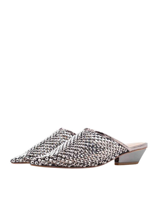 Mules With Low Heel In Black Colour