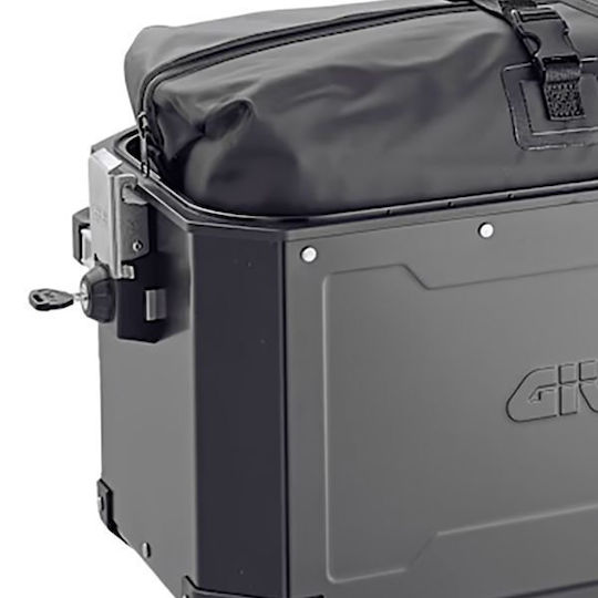 Givi Trekker Monokey 48Es in Schwarz Farbe