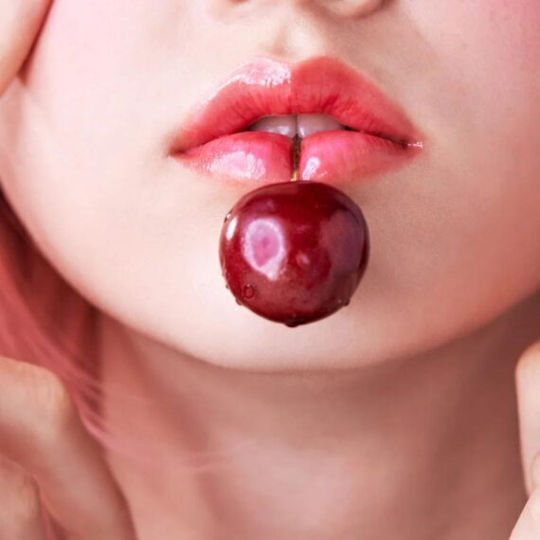 Tocobo Glass Lip Balm 011 Flush Cherry 3.5gr