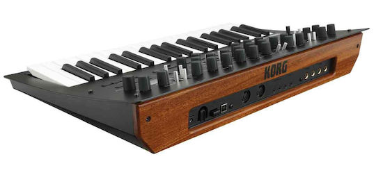 Korg Синтезатор