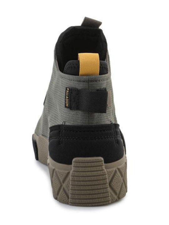 Grüne Herrenstiefel