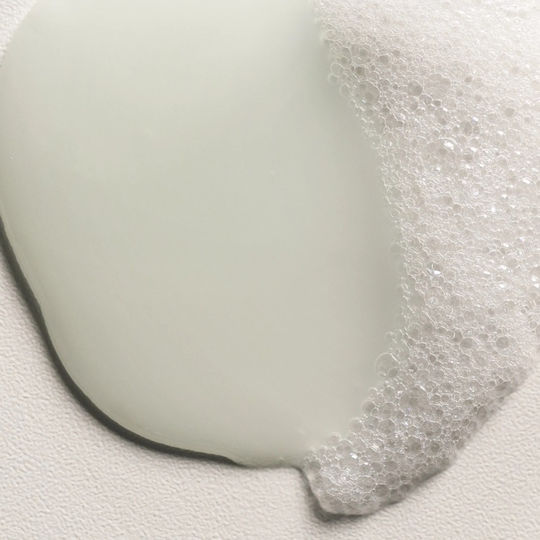 Davines Momo Refill Sampon de Par pentru Hidratare și Strălucire pentru Păr Uscat 500ml