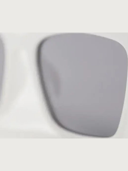 Cosselie Sarah Women Sunglasses With White Frame And Gray Polarized Lens