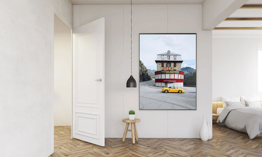 Vintage Hotel With Sports Car Vintage Ξενοδοχείο Με Σπορ Αυτοκίνητο