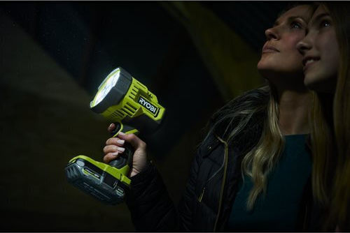 Ryobi Handstrahler LED mit maximaler Helligkeit 3000lm RLS18-0 Solo