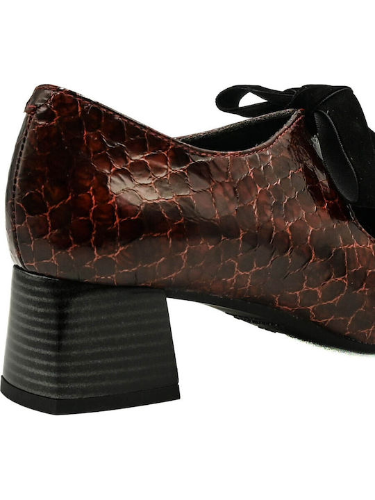 Leder Pumps mit niedrigem Absatz Burgundisch