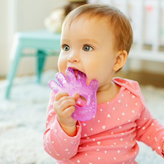 Munchkin Fun Ice Hand Teething Ring with Gel BPA Free Silicone for 0 m+ Fuchsia