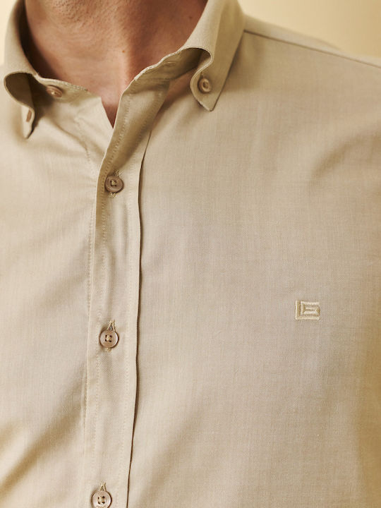 Langärmeliges Herrenhemd in Normale Passform Beige