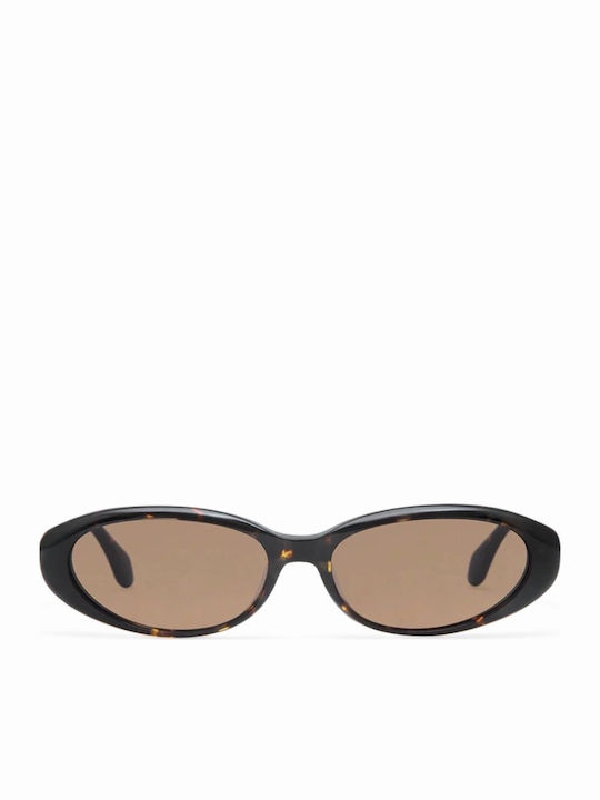 Gigi Barcelona Unisex Sunglasses with Brown Tartaruga Horn-Rimmed Frame and Brown Lens