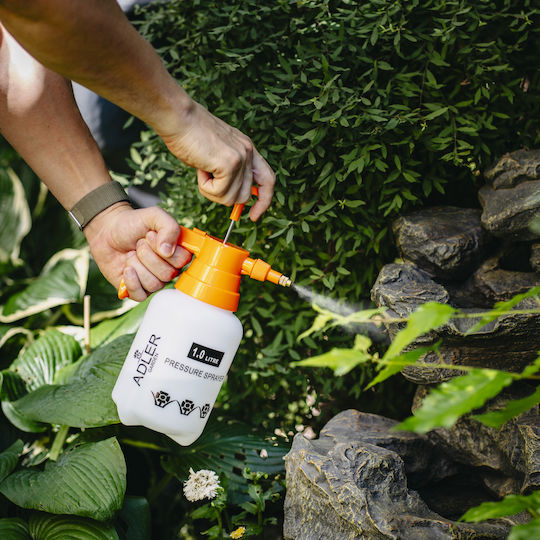 Adler Pressure Sprayer with 1lt Capacity 2bar in White Colour