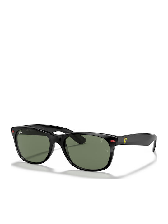 Ray Ban Wayfarer Унисекс Слънчеви Очила с Черна Пластмасова Рамка и Зелени Стъкла